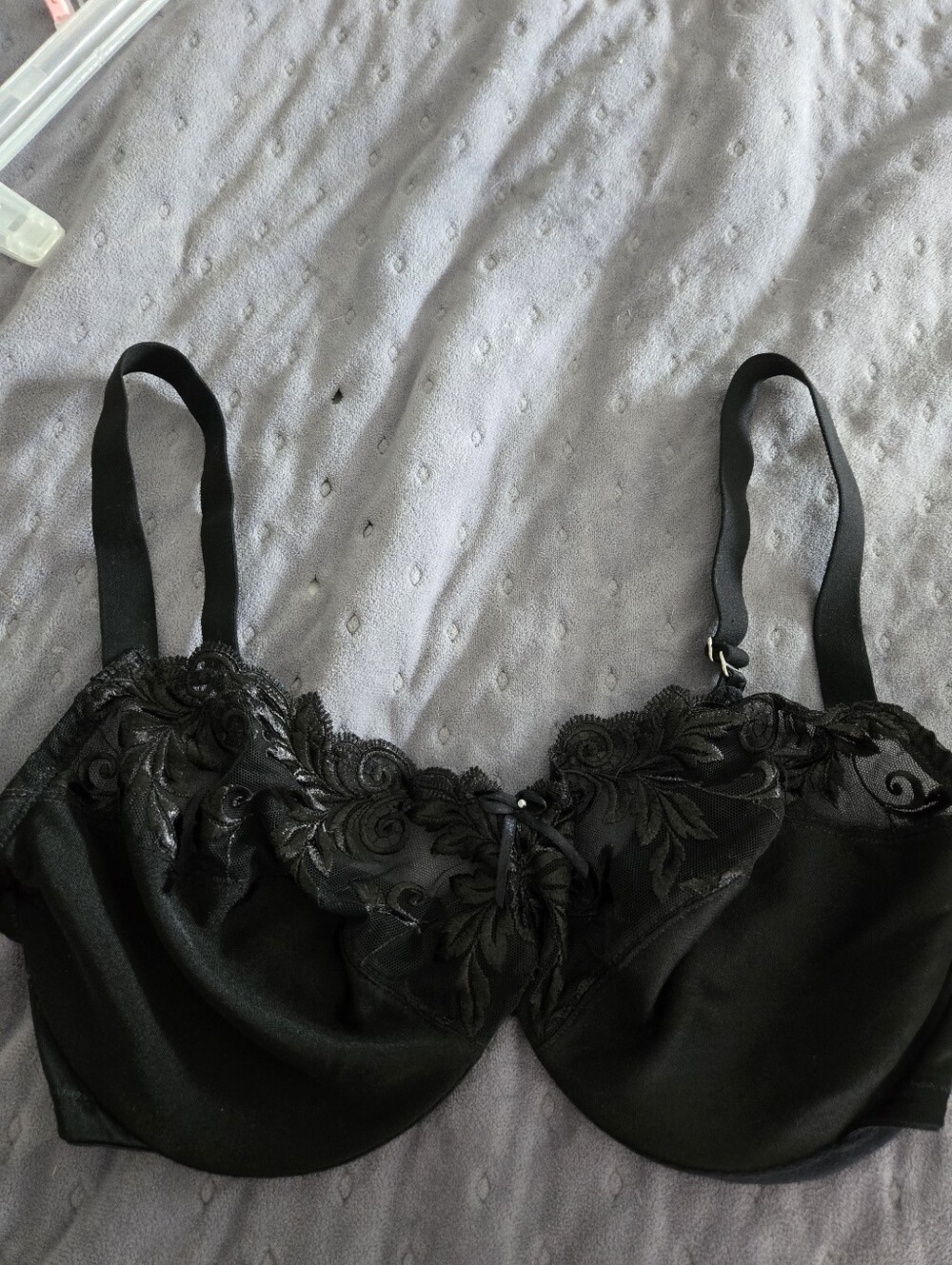Soma Black Lace Underwire Bra with Floral Embroidery